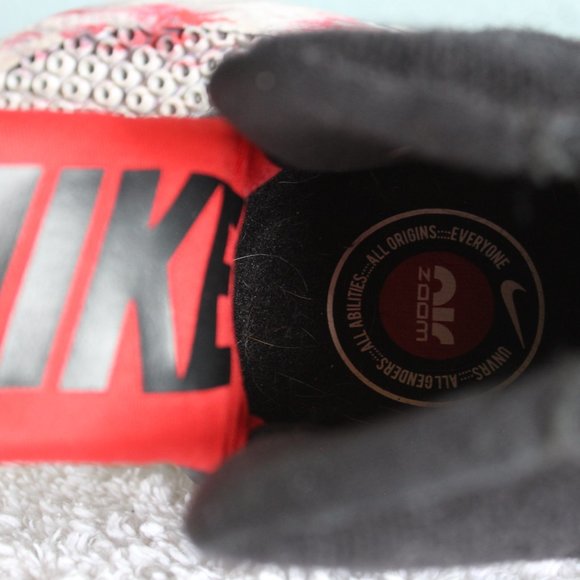 Nike Men’s Air Zoom UNVRS Light Fluorescent w Unique Back Flyease Velcro S6.5 - Picture 14 of 16